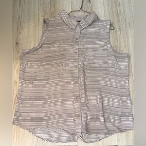 Apt. 9 Button Down Tank Top sleeveless shirt top